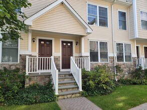 Building Photo - 85 Camp Ave