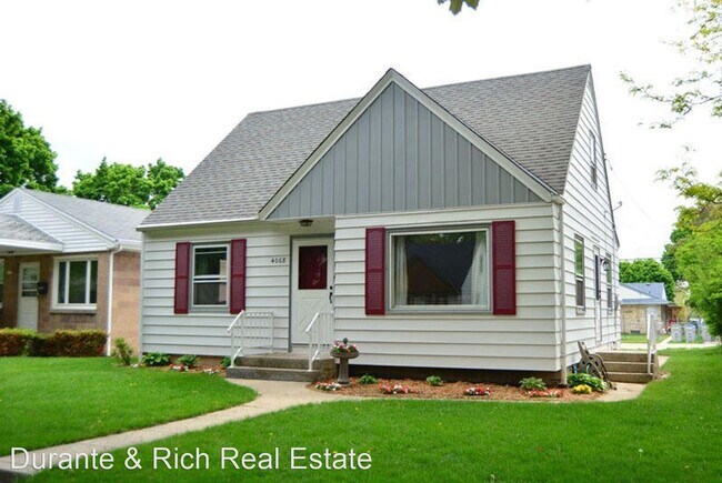 Building Photo - 3 br, 1 bath House - 4068 N 86th St