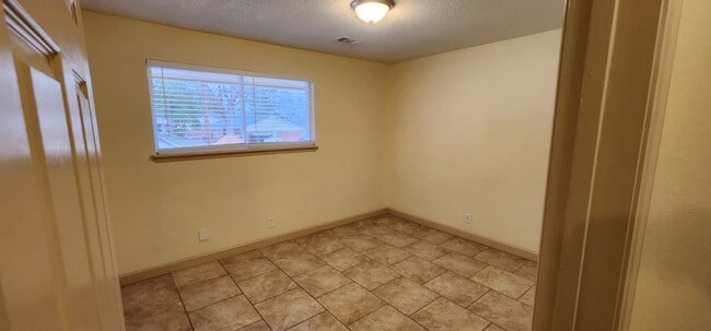 Foto del edificio - 134 Ash St