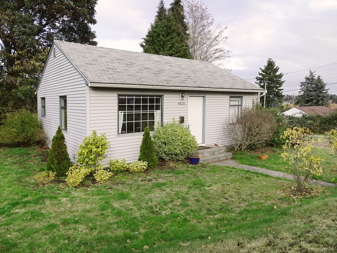 Primary Photo - 9620 34th Ave SW