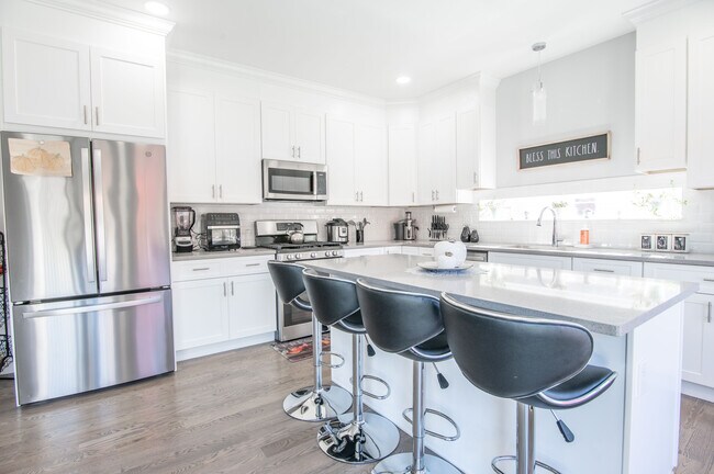 Foto del edificio - 28 Jefferson Ave