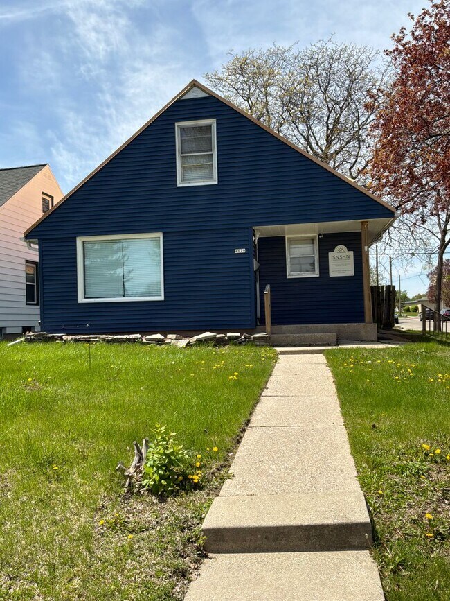 Building Photo - Charming & Comfortable 3-Bedroom Home in Capitol Heights!