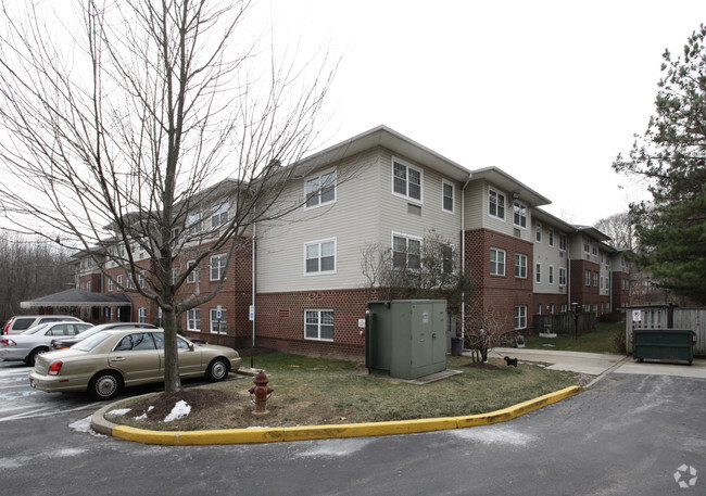 Building Photo - Park View at Naaman's Creek