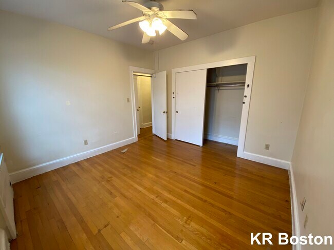 Building Photo - 1187 Beacon St