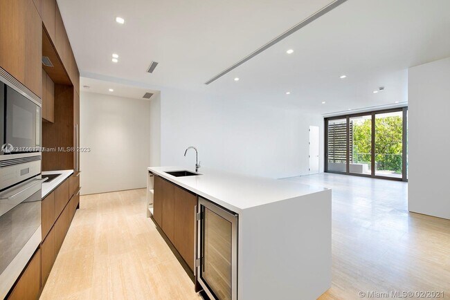 Foto del edificio - 311 Meridian Ave