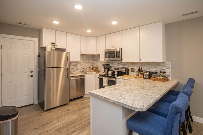 Foto del edificio - 301 Sanford Ave