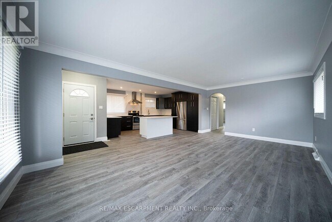 Photo du bâtiment - 76 Glenview Ave