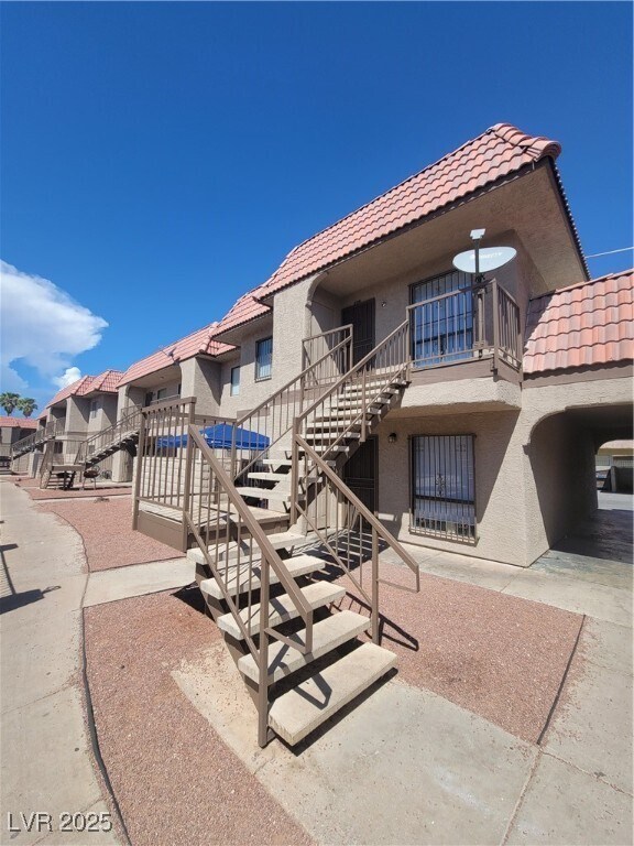 Foto del edificio - 4300 N Lamont St