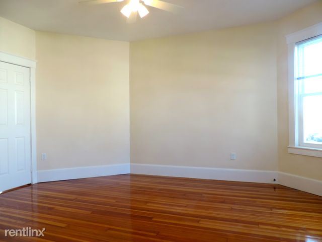 Building Photo - 249 L St