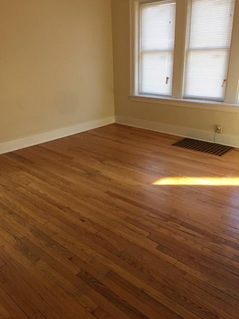 Building Photo - 436 Kenwood