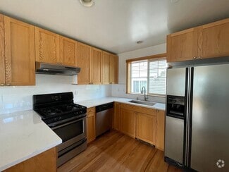 Building Photo - 4342 7th Ave NE