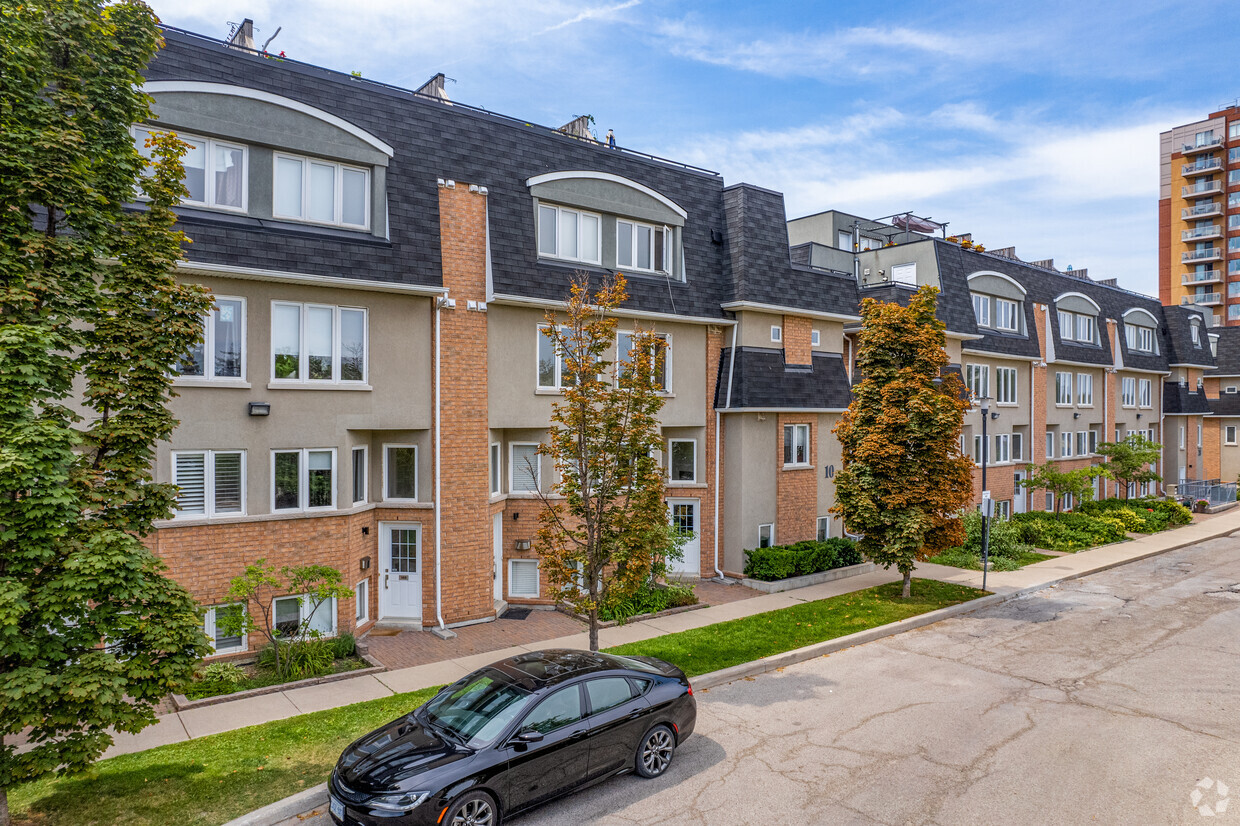 Building Photo - Merchant Lane Townhouses