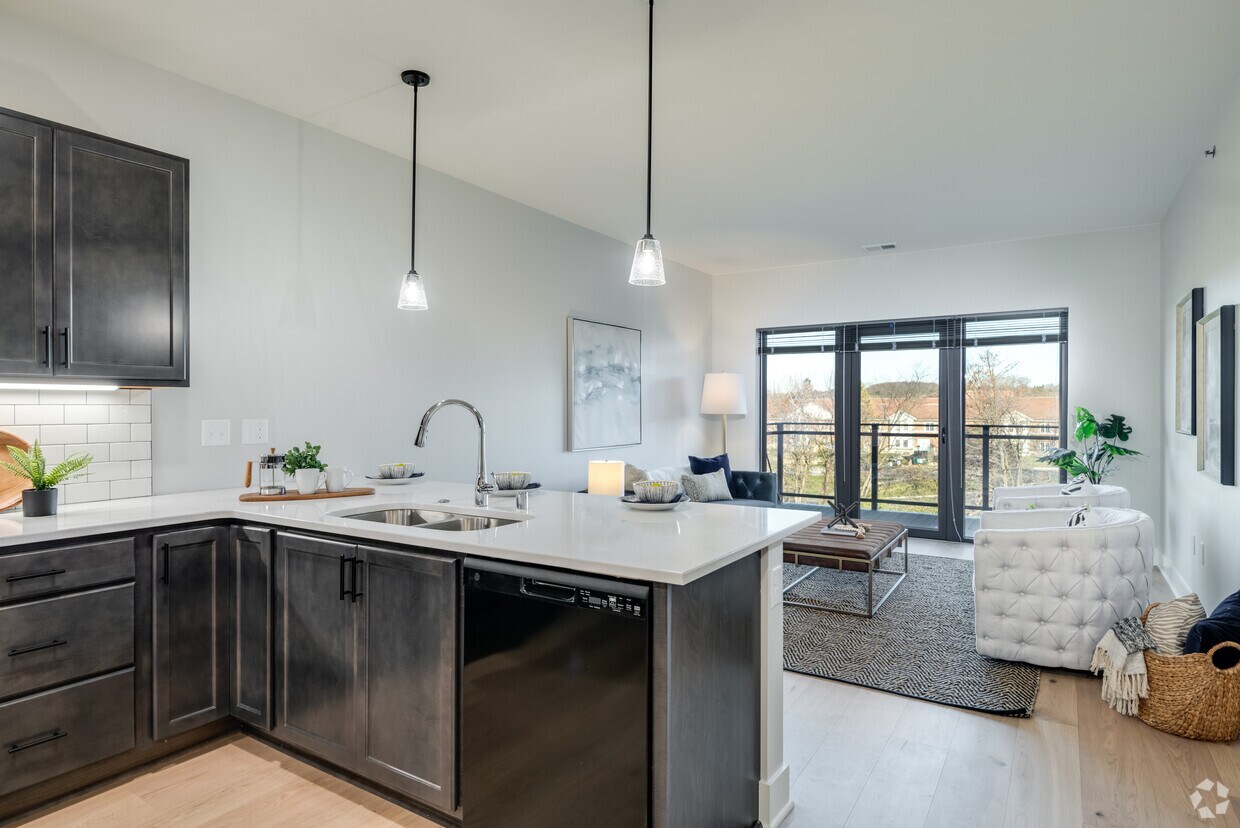 Foto principal - SIX65 Brookfield Apartments