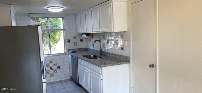 Building Photo - 7822 E Keim Dr
