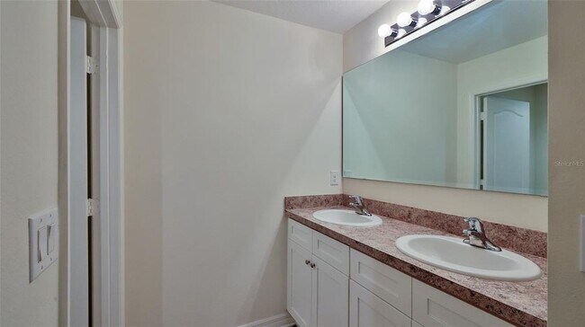 Building Photo - 441 White Coral Ln