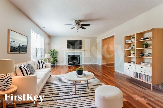 Building Photo - 1562 Winding Creek Trail