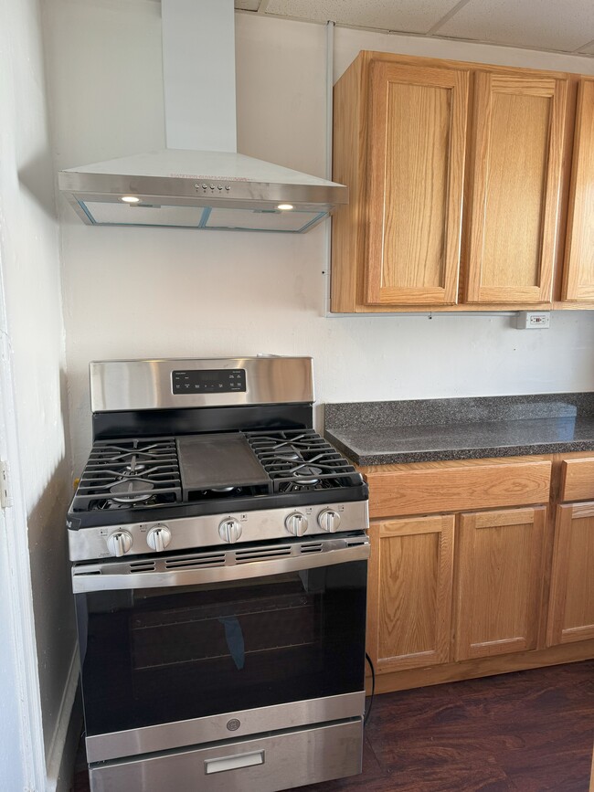 Kitchen - 5101 Ventnor Ave