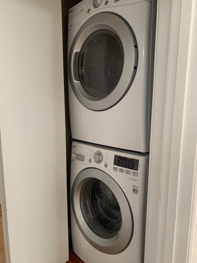 Foto del edificio - 3304 31st St