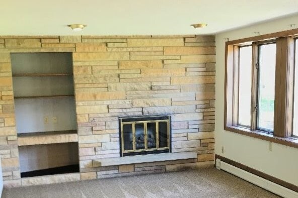Living Room - 909 Sherman St