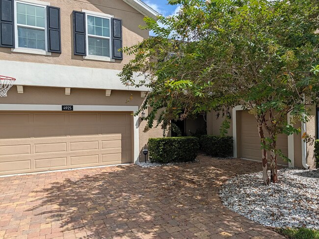 Building Photo - 4925 Blanche Ct