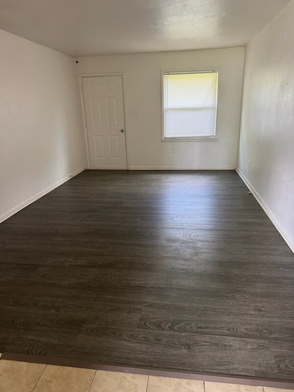 Foto del edificio - 1307 County Home Rd