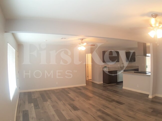 Foto del edificio - 2012 Bennett St