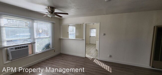 Building Photo - 3 br, 2 bath House - 14343 Cabrillo Ave