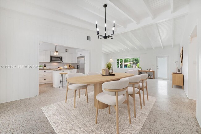 Building Photo - 13125 SW 81st Ave