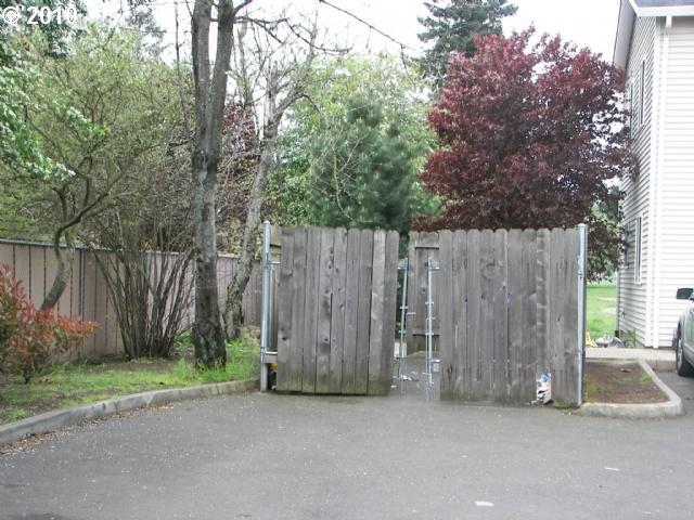  - 1971 SE 122nd Ave