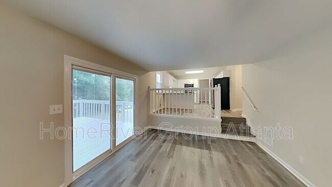 Building Photo - 3000 Sebring Ct