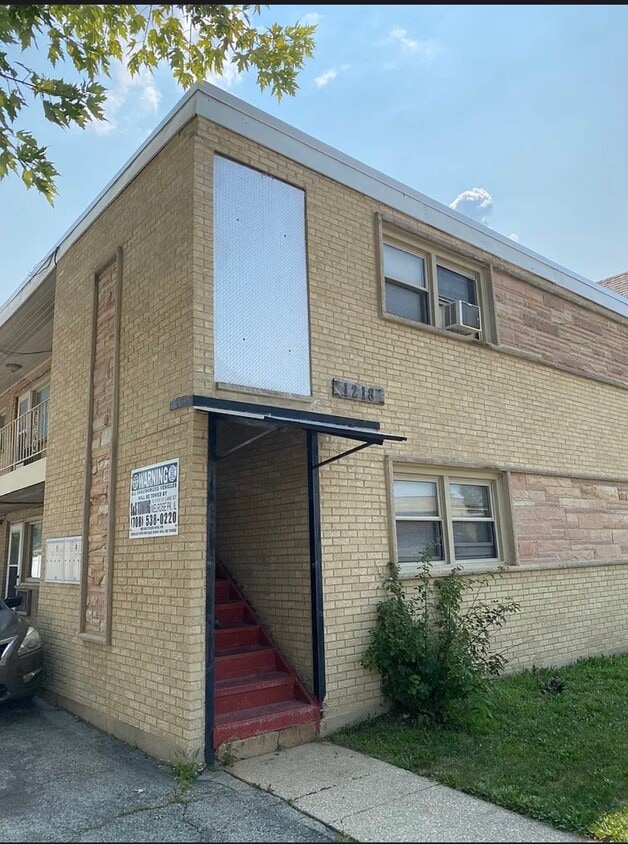 Photo - 1218 Circle Ave (Forest Park, IL)