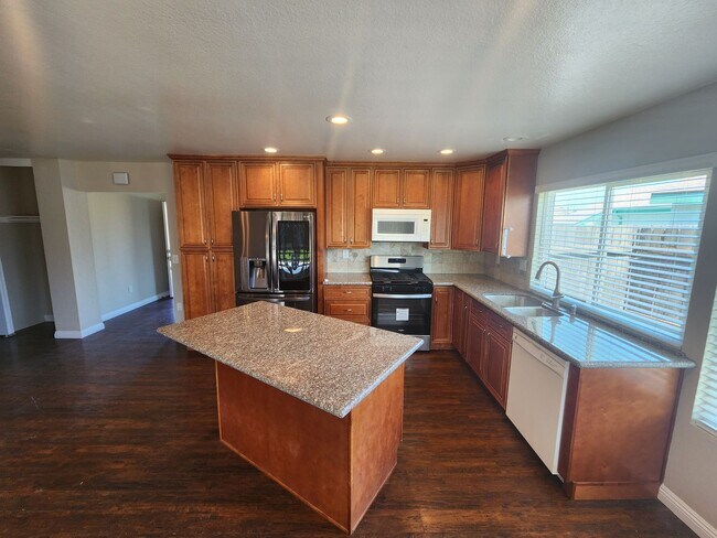 Building Photo - Completely Remodeled House In Mira Mesa