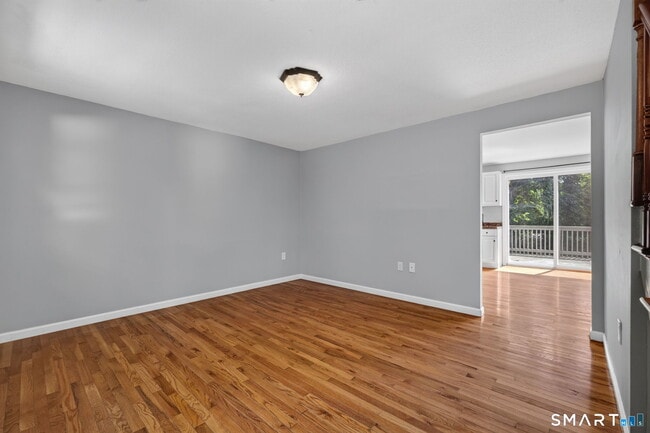 Building Photo - 224 Anns Farm Rd