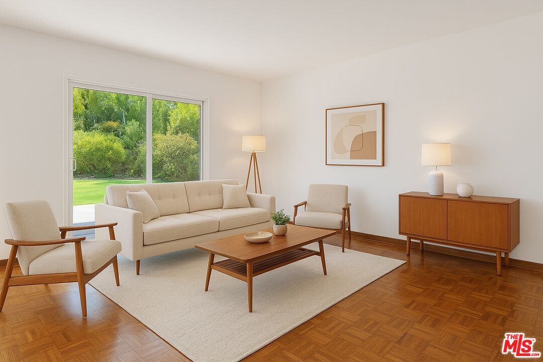 Foto principal - 13104 Magnolia Blvd