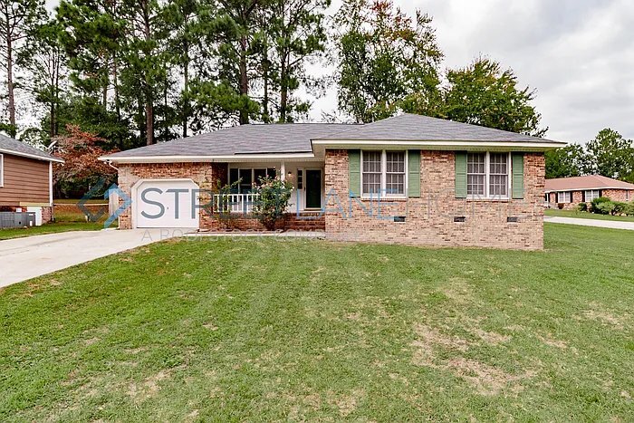 Foto principal - 709 Greensprings Dr