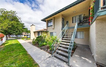 Building Photo - 1218 Oxford Dr