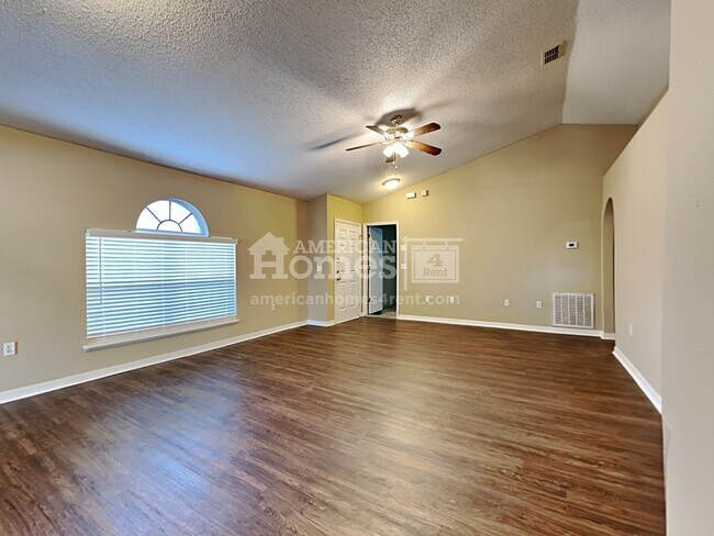 Building Photo - 6679 W Gentle Oaks Drive