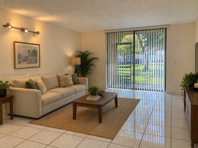 Foto del edificio - 8760 SW 133rd Ave