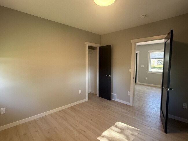 Foto del edificio - 1002 N 25th St