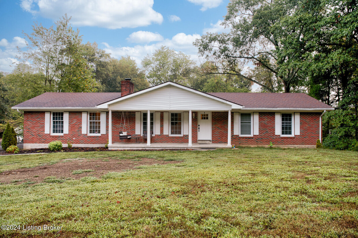 Primary Photo - 210 Alexander Dr