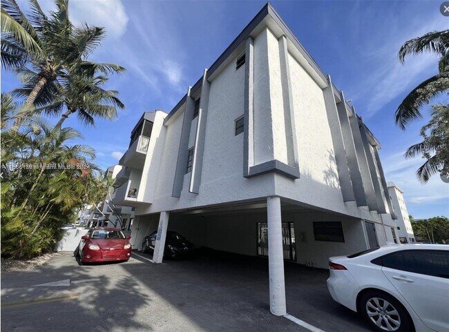 Foto del edificio - 3582 NE 171 St