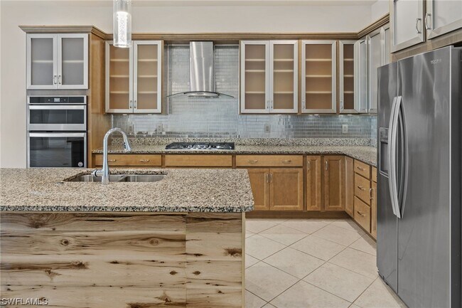 Building Photo - 8937 Mustique Ln