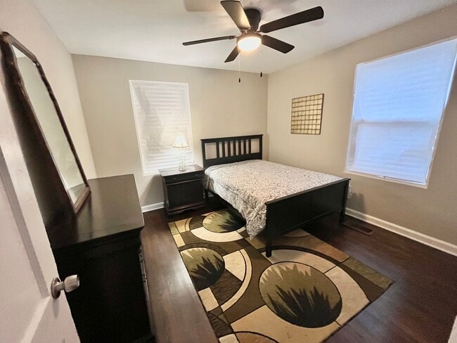 Photo - 1518 Columbia Cir House