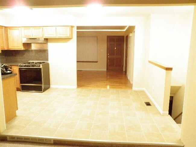 Dining Pic 1 - 19840 Parkside St