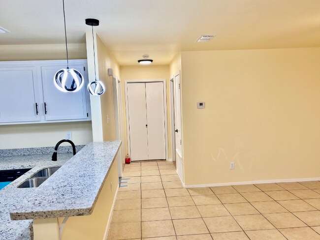 Foto del edificio - 108 Shannon Cir