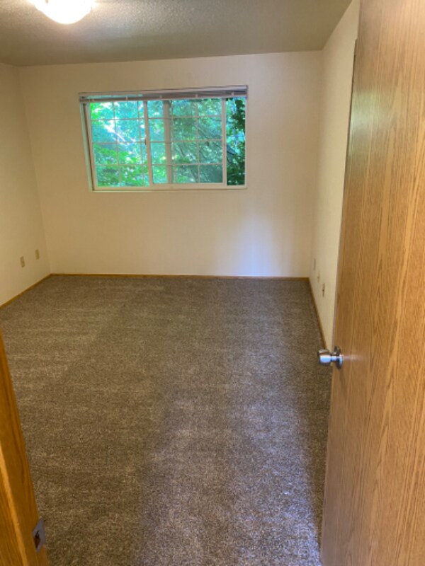 Foto del edificio - 1228 E 1st Ave