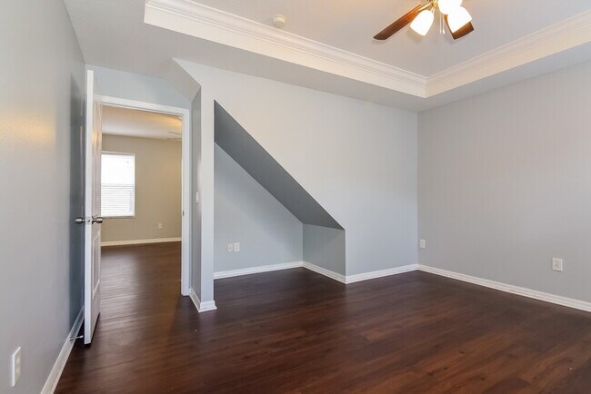 Building Photo - 18123 Birdwater Dr