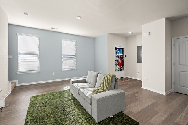 Foto del edificio - 121 Kennison Ln