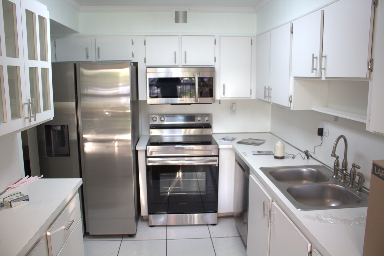 After New Stainless Steel Appliances Installed - 5700 SW 127th Ave