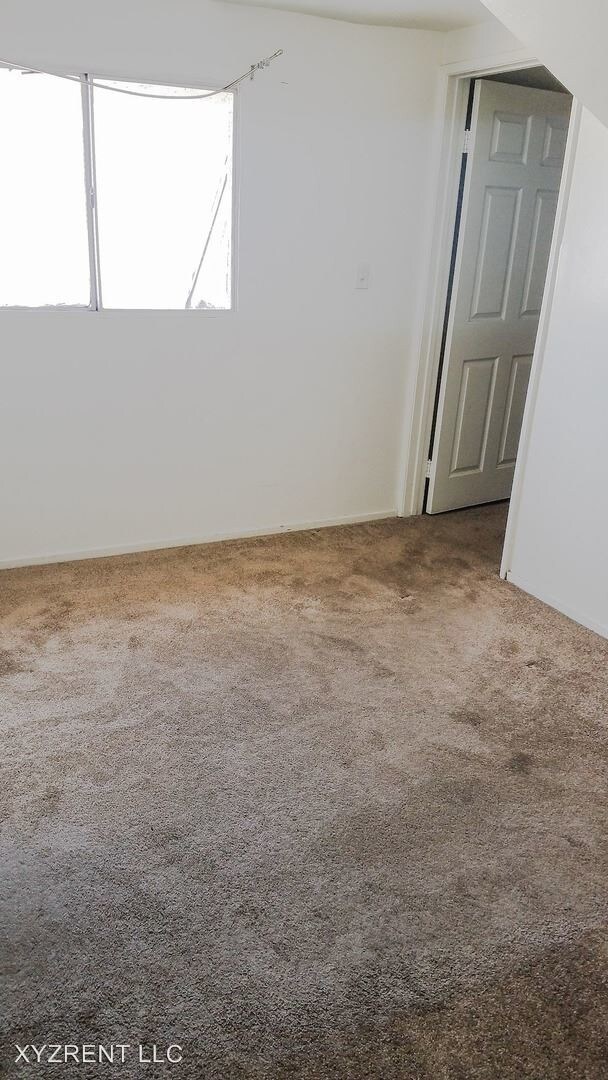 Foto del edificio - 649-649 Midvale Ave